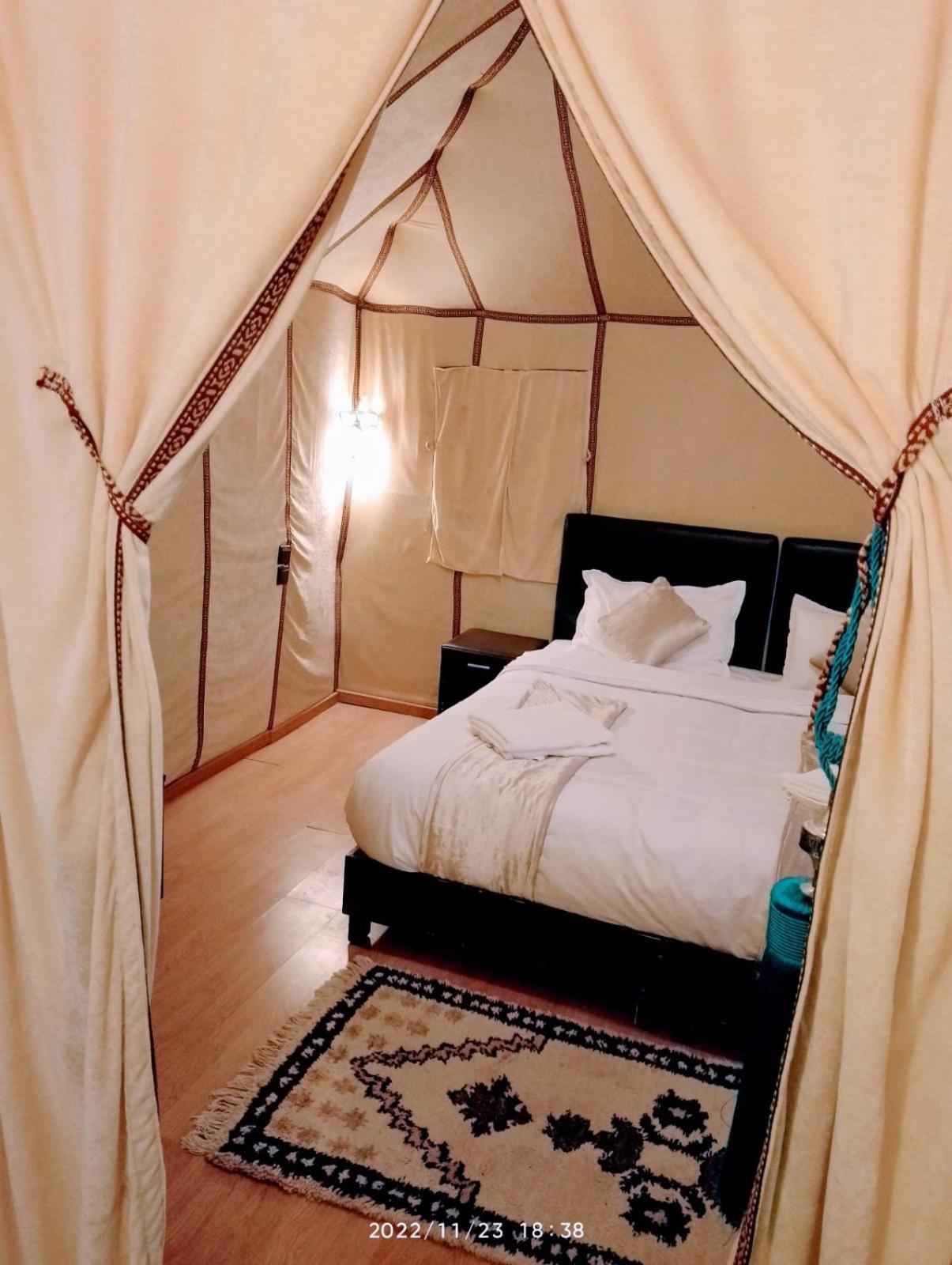 Erg Chebbi Dunes Desert Camp خيمة فخمة 5*