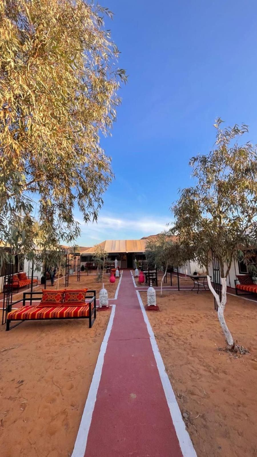 Erg Chebbi Dunes Desert Camp خيمة فخمة